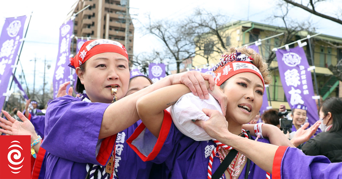 Japan Naked Festival Women Join Hadaka Matsuri For First Time Rnz News