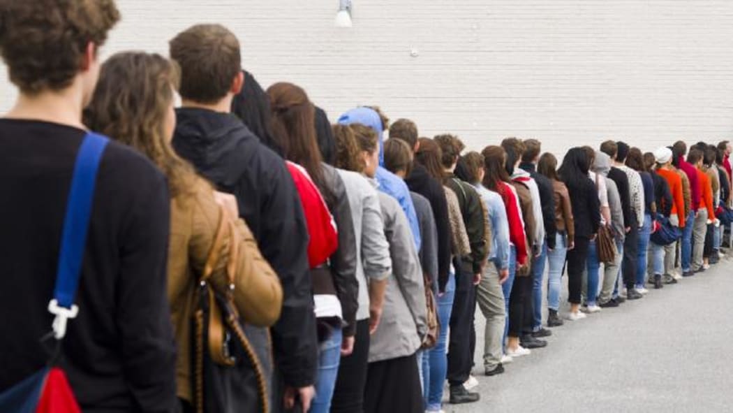 Lining up