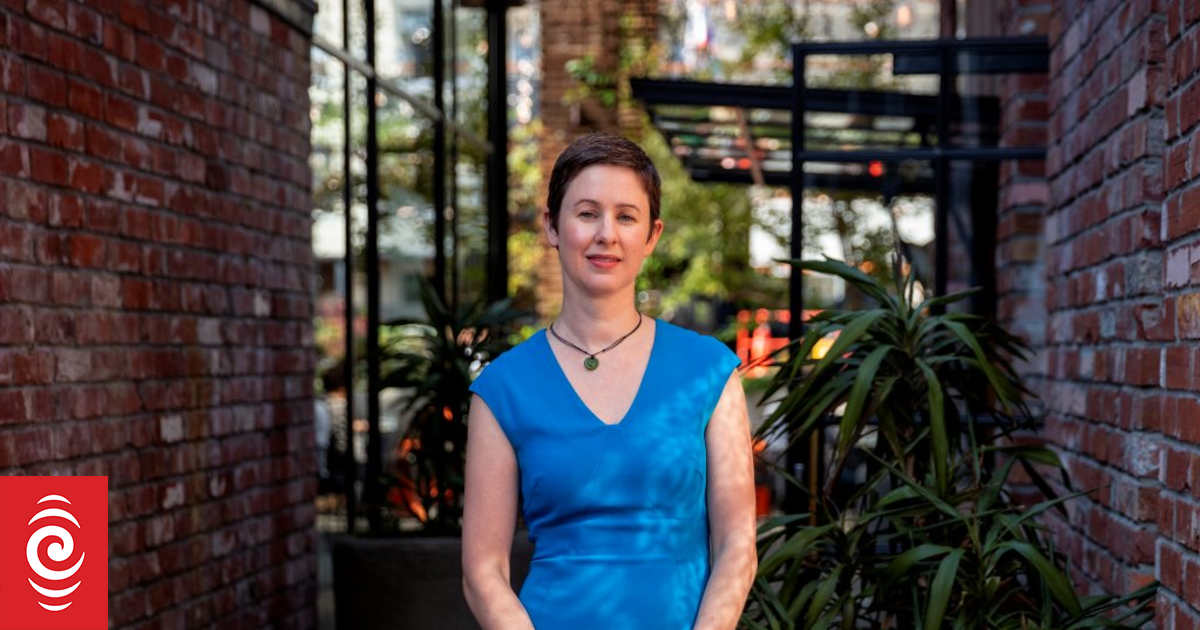 Financial watchdog wants companies to act on reviews without any new legal obligations