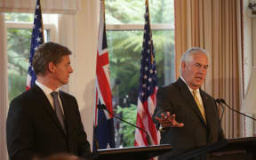 Prime Minister Bill English, left, and US Secretary of State Rex Tillerson at a news conference following their bilateral meeting in Wellington on 6 June 2017.