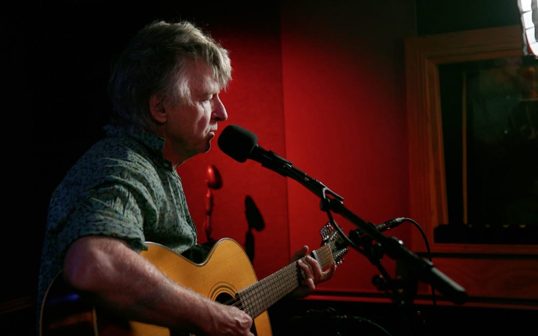 Crowded House lead singer Neil Finn in the RNZ studio discussing endurance, family and the new 'Gravity Stairs' album with Music 101 host Charlotte Ryan.