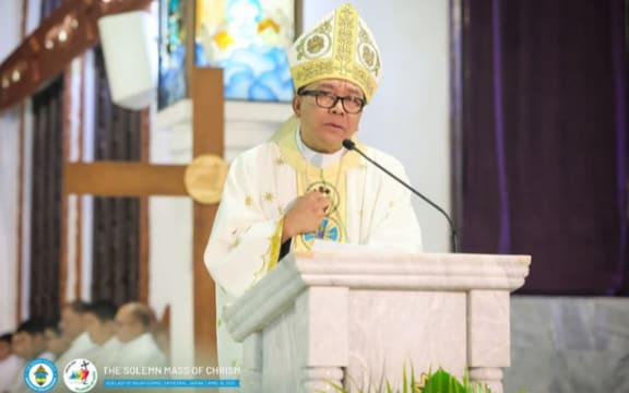 Chalan Kanoa diocese bishop, Romeo Convocar