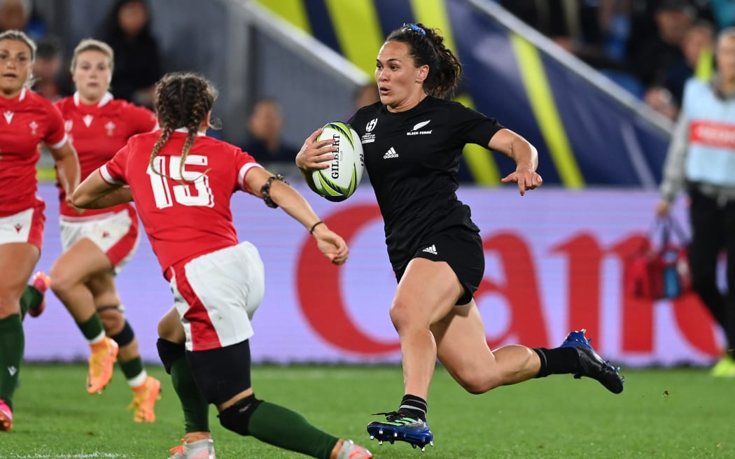Portia Woodman in action for New Zealand against Wales at the Rugby World Cup quarter-final.
