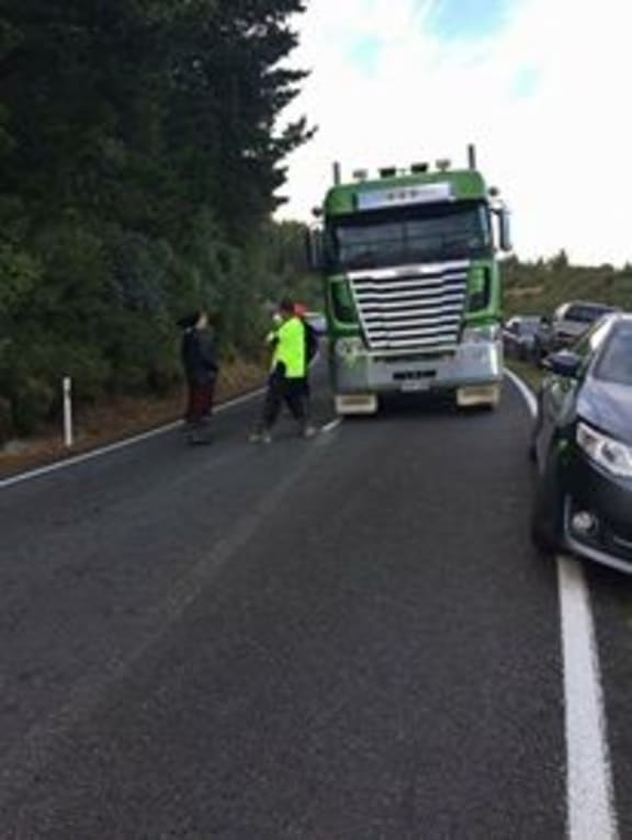 Te Araroa residents evacuating to maunga Whetumatarau.