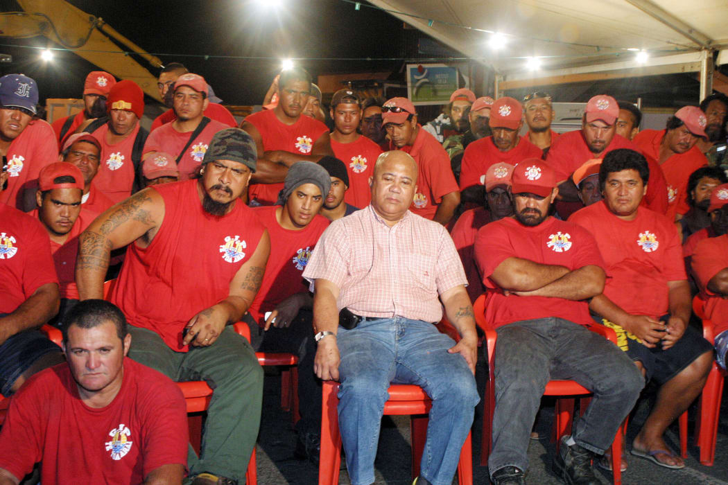 Rere Puputauki and GIP members