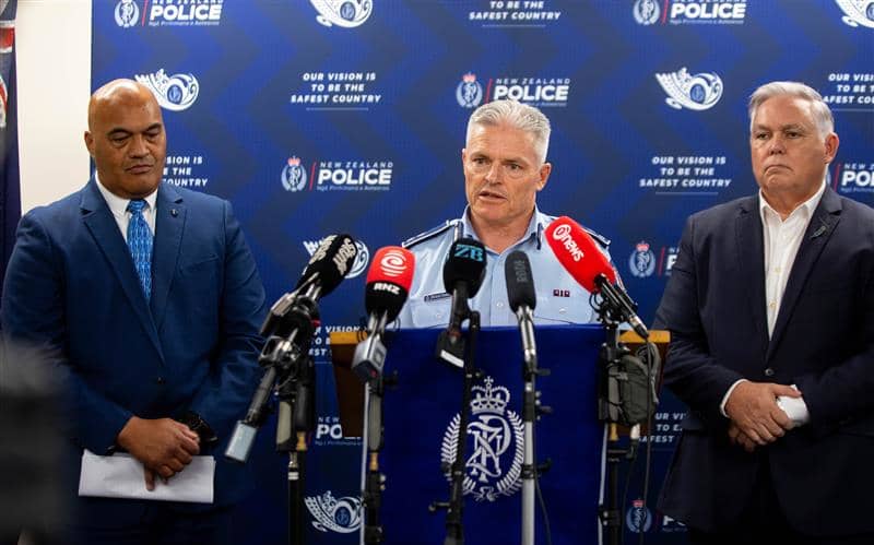 As it happened: Police hunt for Tom Phillips' accomplices, reveal ...