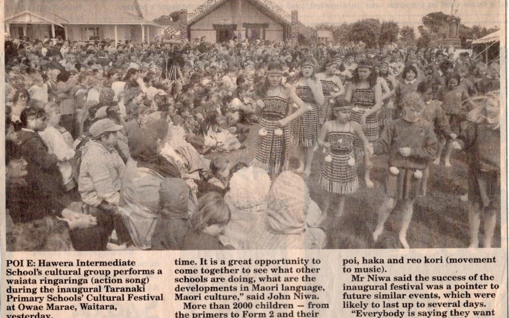 A newspaper clipping showing the inaugural Te Huihui Ngā o Tātarakihi festival of kapahaka for children at Ōwae marae in Waitara.