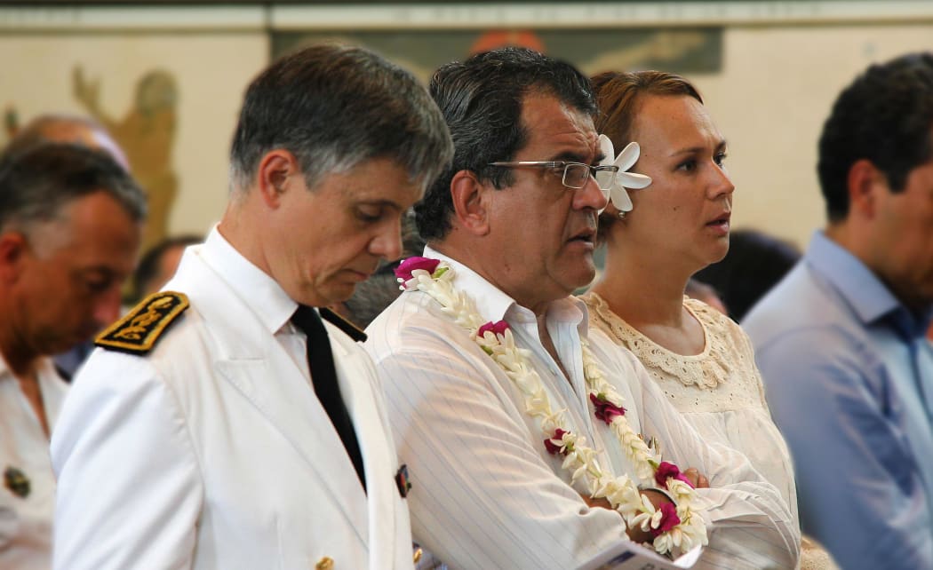Ceremony in Tahiti to remember victims of Paris attacks