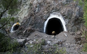Quake damage to SH1