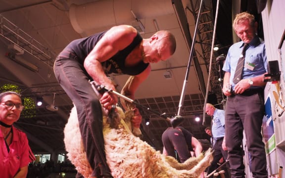 Rowland Smith competing for the title.