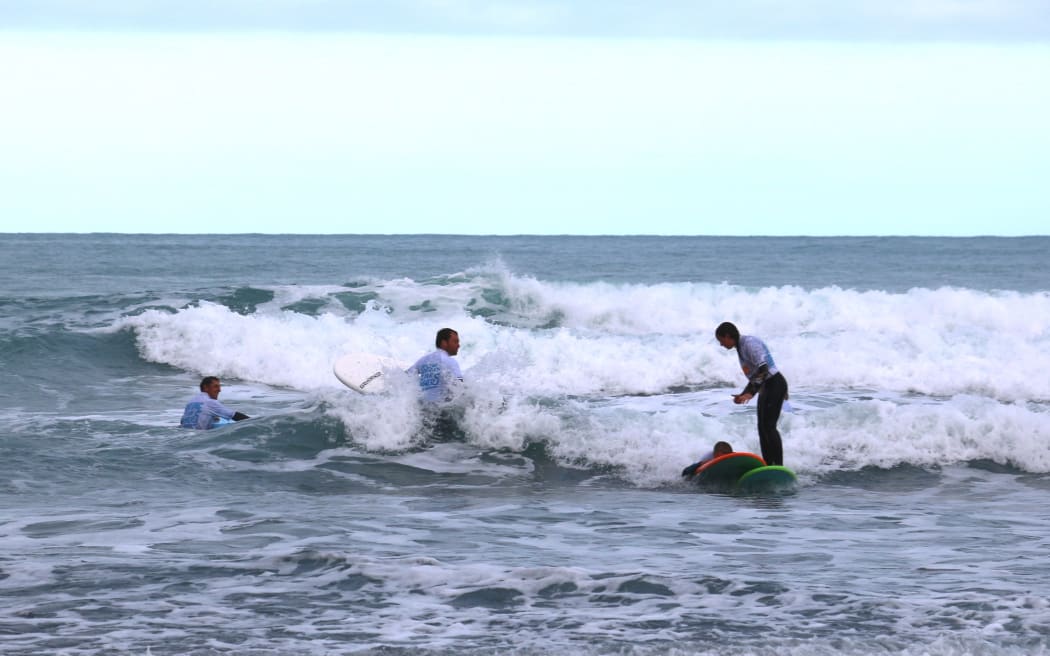 'Give us a break!' say surfing farmers | RNZ