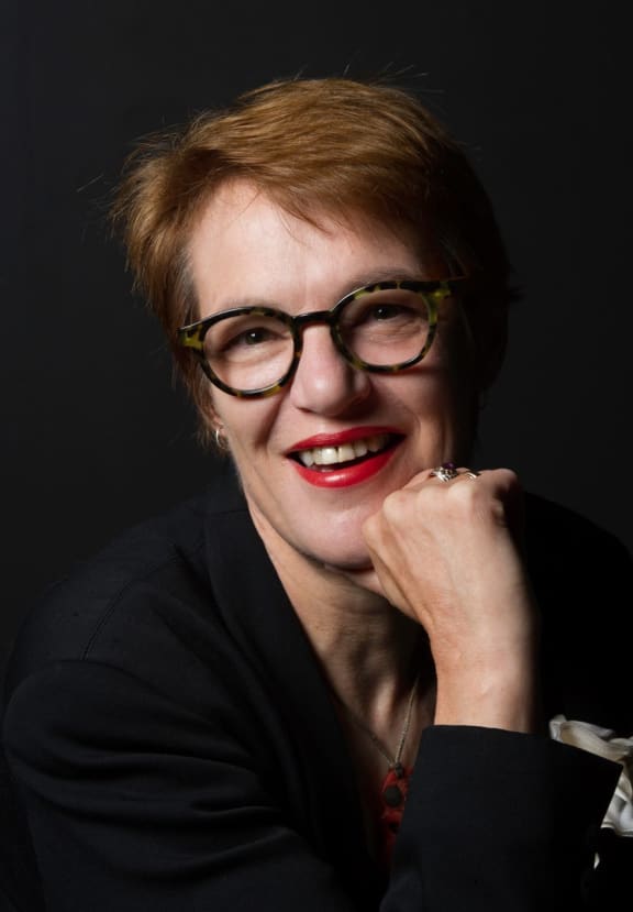 Joanne Drayton