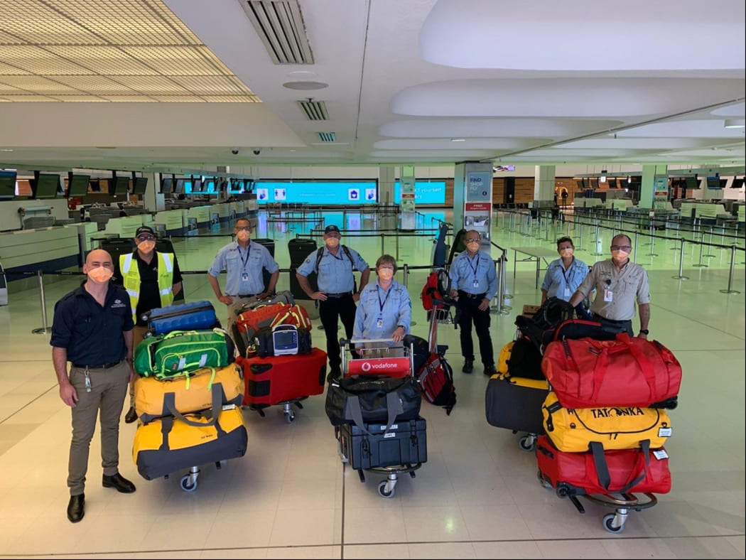 New Zealand and Australian medical experts arrive in Fiji.