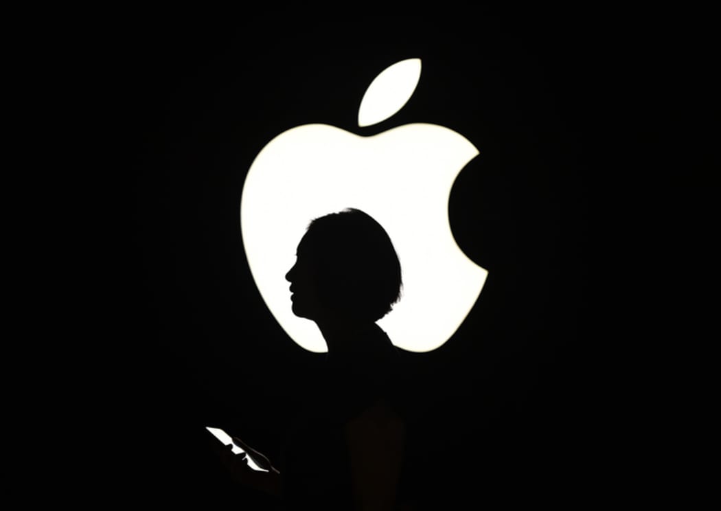 apple