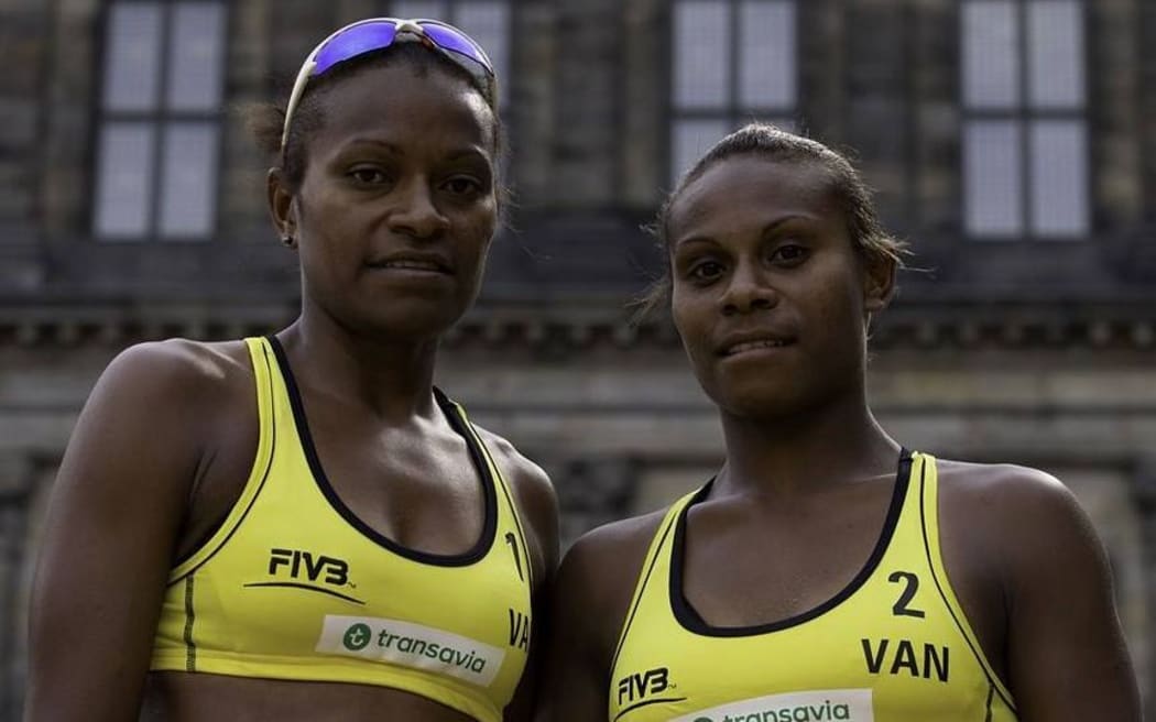 Vanuatu's Miller Pata and Linline Matauatu.