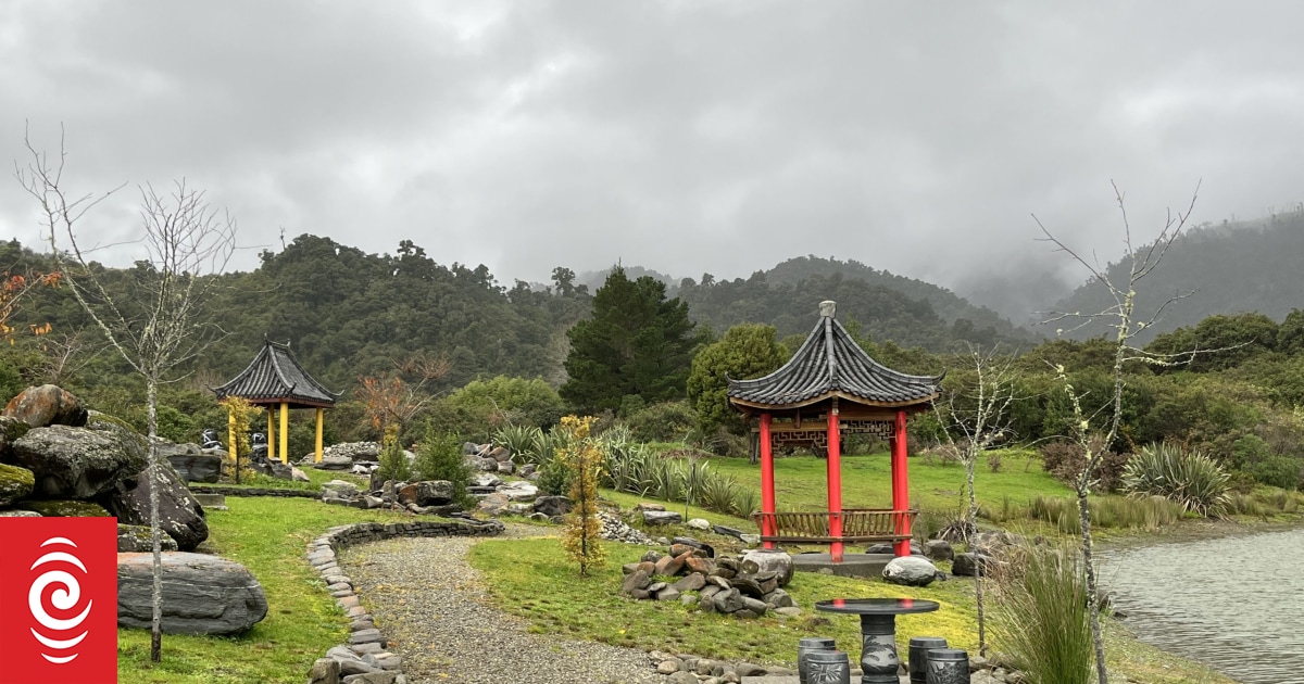Council has fixed artificial lake that floods Chinese gardens - or has it? - Vimarsana News
