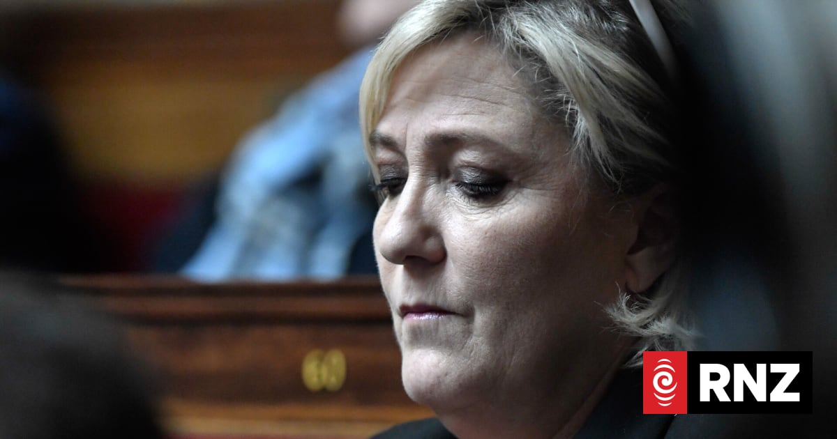 French National Front leader investigated over grisly tweets
