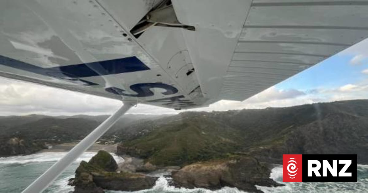 'Knee jerk response' - Coastguard air volunteers grounded over safety rule changes