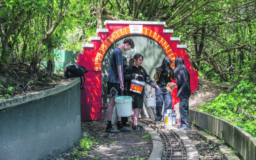 Whakatāne District Youth Councillors Nate Parsons and Nico Bruce are determined not to let a graffiti tagger ruin the Whakatāne High School Mural Club's art work.