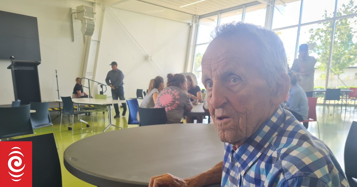 Uninsured home of 86-year-old under threat from Port Hills fire - Vimarsana News