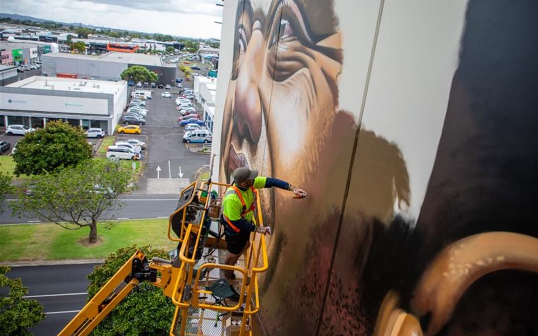 Local artists Charles and Janine, known for their distinctive style, brought the mural to life in collaboration with EkePanuku.