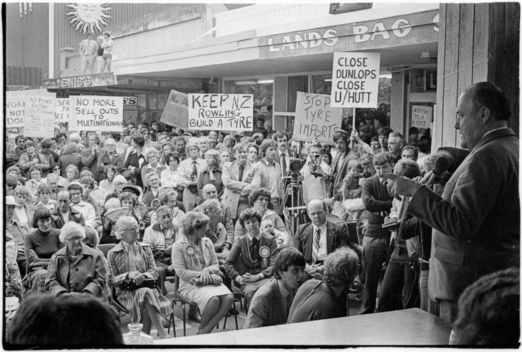 Robert Muldoon campaigning, 1981