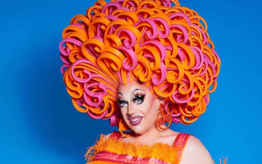 Drag queen costumes hot sale