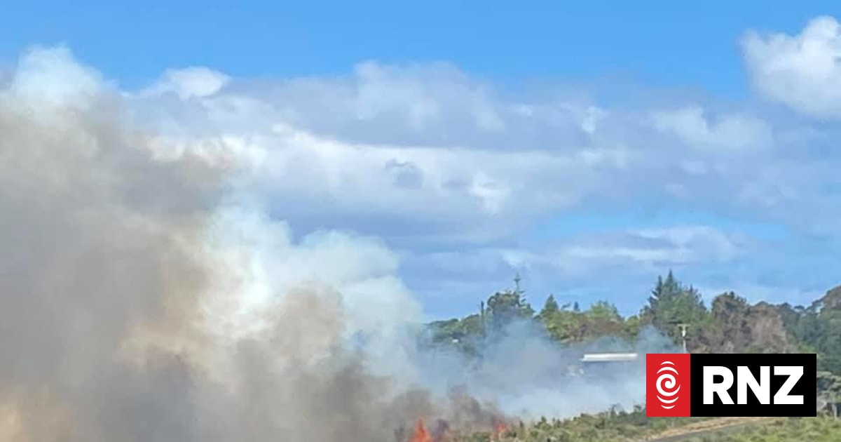 Scrub fire on Coromandel Peninsula | RNZ