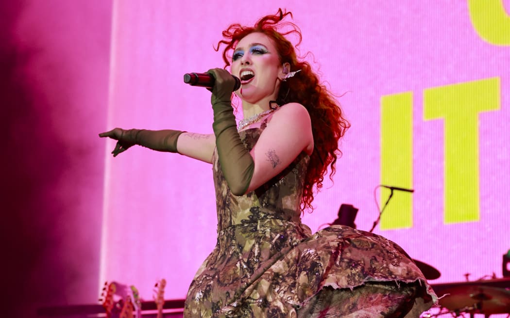 FRANKLIN, TENNESSEE - OCTOBER 01: Chappell Roan performs on stage during the Chappell Roan: The Midwest Princess Tour at FirstBank Amphitheater on October 01, 2024 in Franklin, Tennessee.   Jason Kempin/Getty Images/AFP (Photo by Jason Kempin / GETTY IMAGES NORTH AMERICA / Getty Images via AFP)