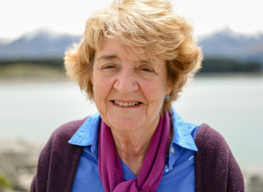Dr Jan Wright