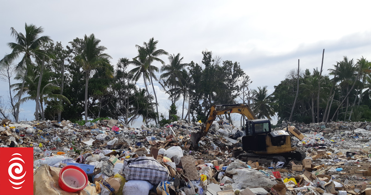 Tuvalu bans single use plastic from August 1 | RNZ News