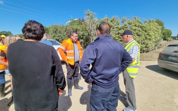 Finance Minister Grant Robertson visits Redclyffe substation in Napier.