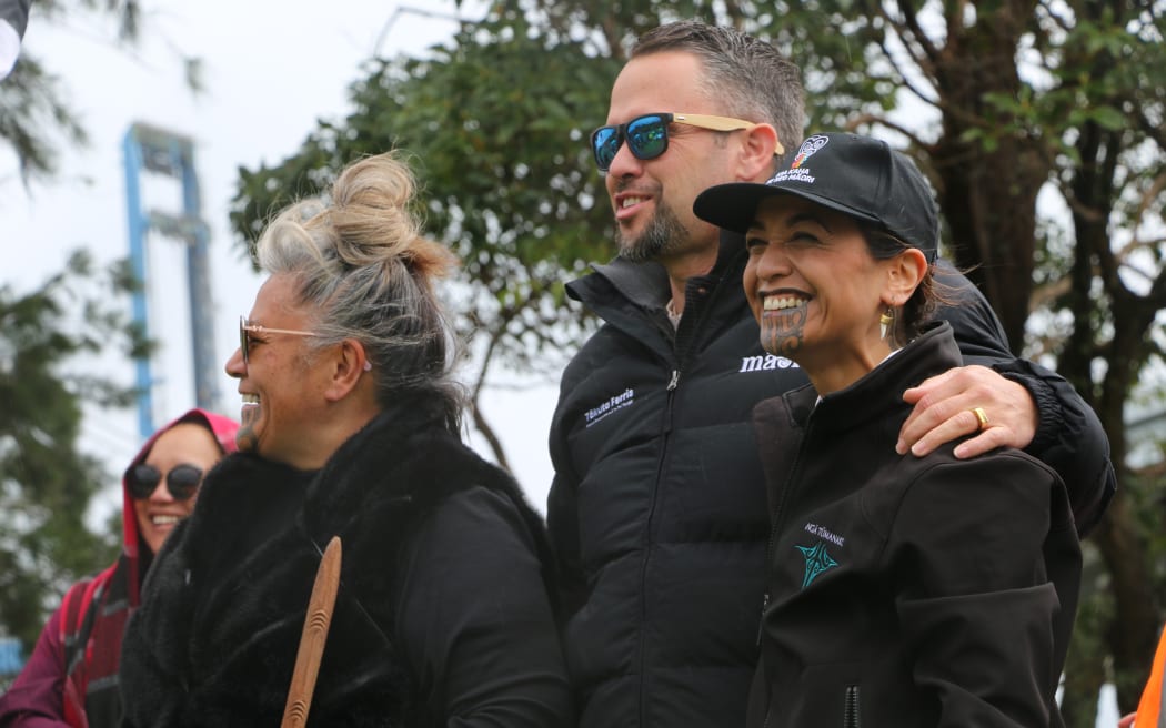 Hundreds gathered in Tāmaki Makaurau for Rā Whakamana, to hīkoi from Okahu Bay to the Port of Auckland, calling on the government to honour Te Tiriti and workers rights.