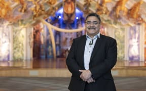 Dr Arapata Hakiwai