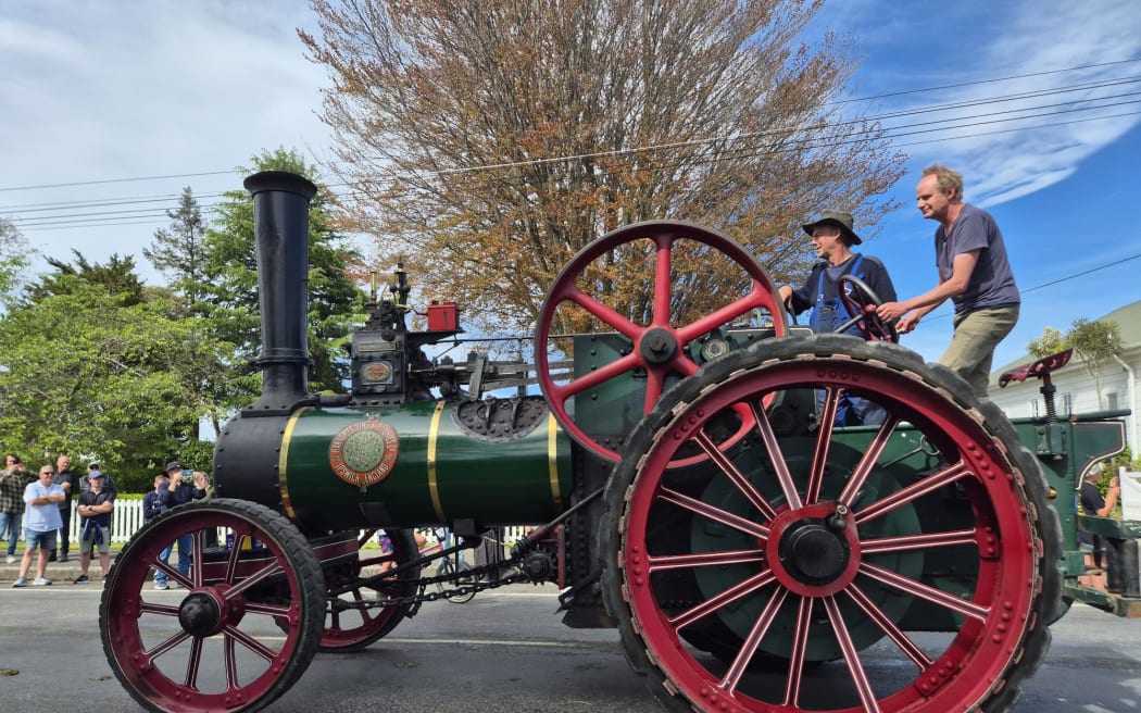 A traction engine from the 1800's is driven in Ongaonga's 150th Jubilee parade.