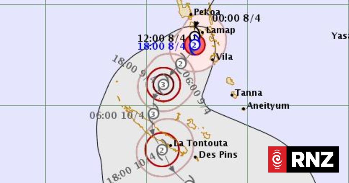 Tropical Cyclone Cook hits Vanuatu, strengthens | RNZ