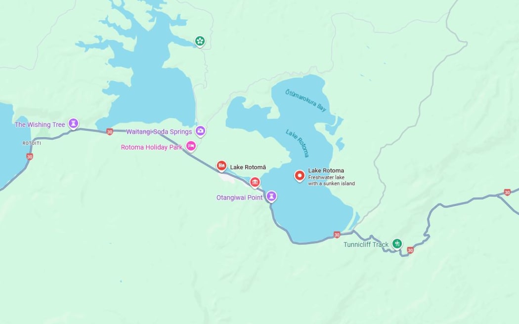 The crash was between a car and a minivan at Lake Rotomā.