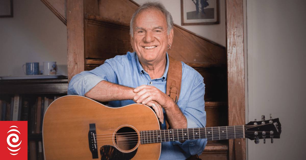Piosenkarz „Streets of London” Ralph McTell wraca do Nowej Zelandii