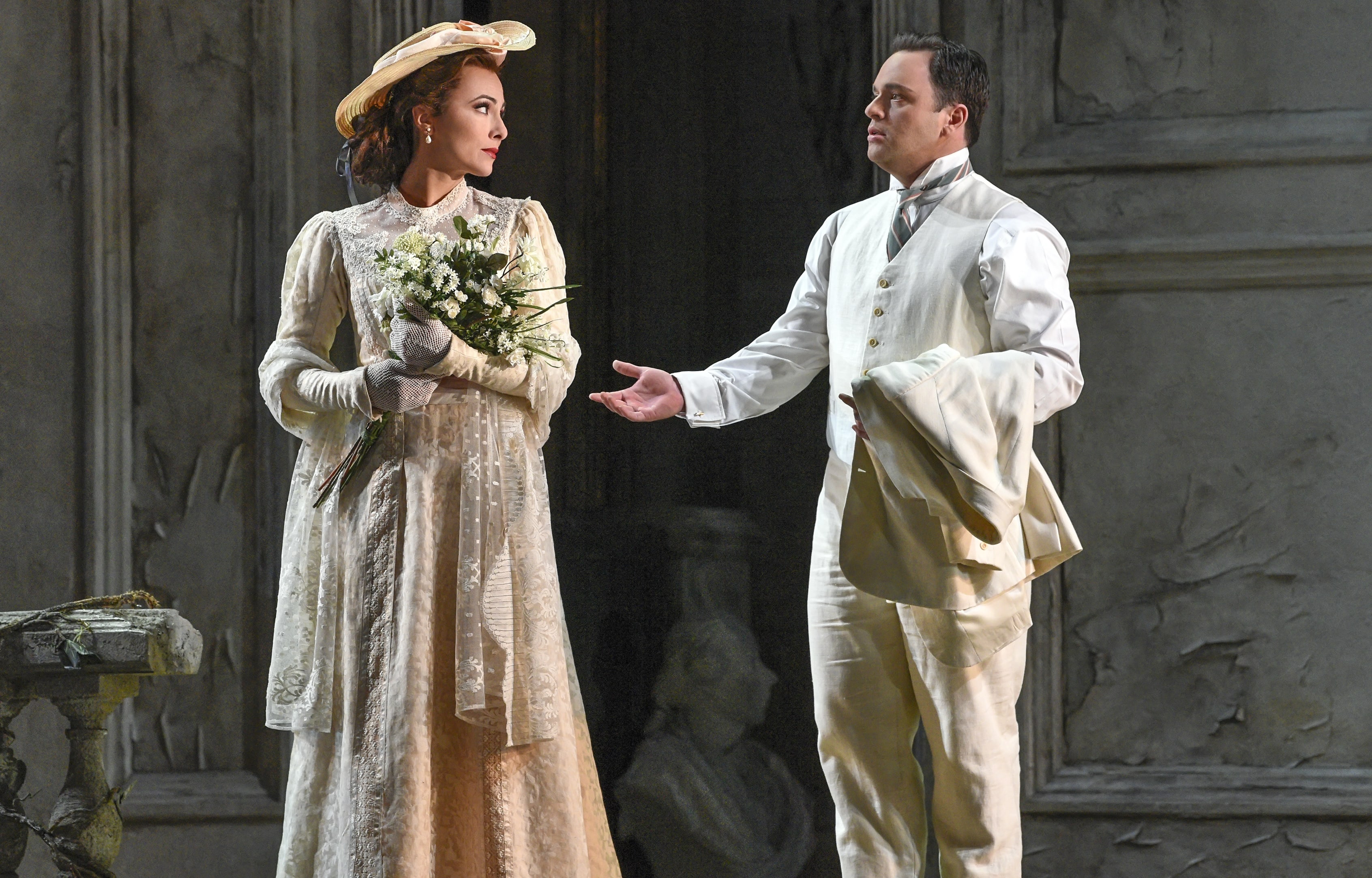 Isabel Leonard as Mélisande & Paul Appleby as Pelléas