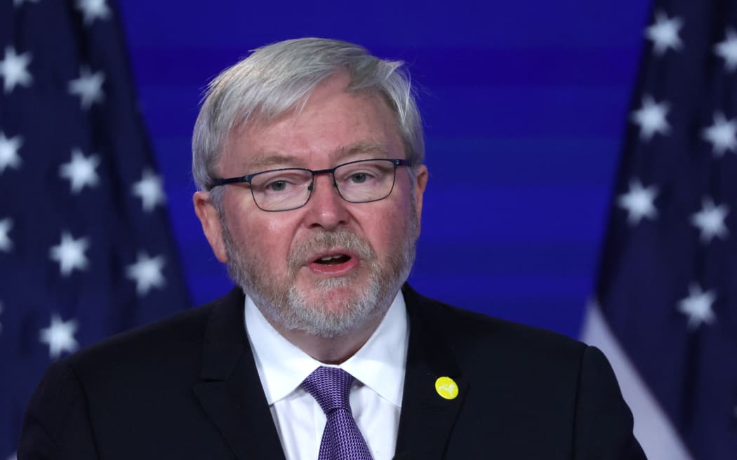 WASHINGTON, DC - MAY 26: President of the Asia Society and former Australian prime minister Kevin Rudd speaks as he introduces U.S. Secretary of State Antony Blinken during an event at Jack Morton Auditorium of George Washington University May 26, 2022 in Washington, DC. Blinken delivered a speech on the Biden administration’s policy toward China during the event hosted by the Asia Society Policy Institute.   Alex Wong/Getty Images/AFP (Photo by ALEX WONG / GETTY IMAGES NORTH AMERICA / Getty Images via AFP)