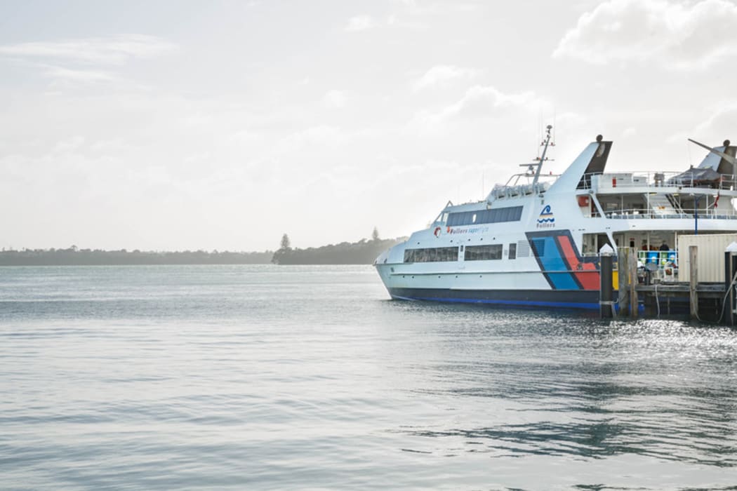 A Fullers ferry leaving the Auckland Ferry Terminal