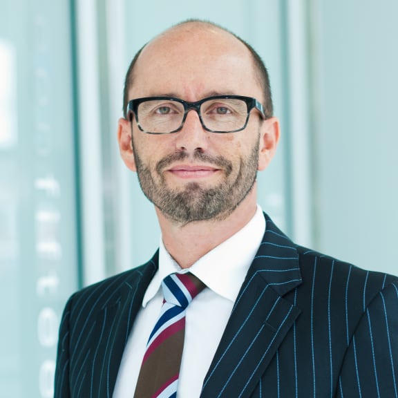 Alastair Carruthers