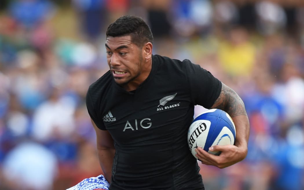 All Black wing Charles Piutau