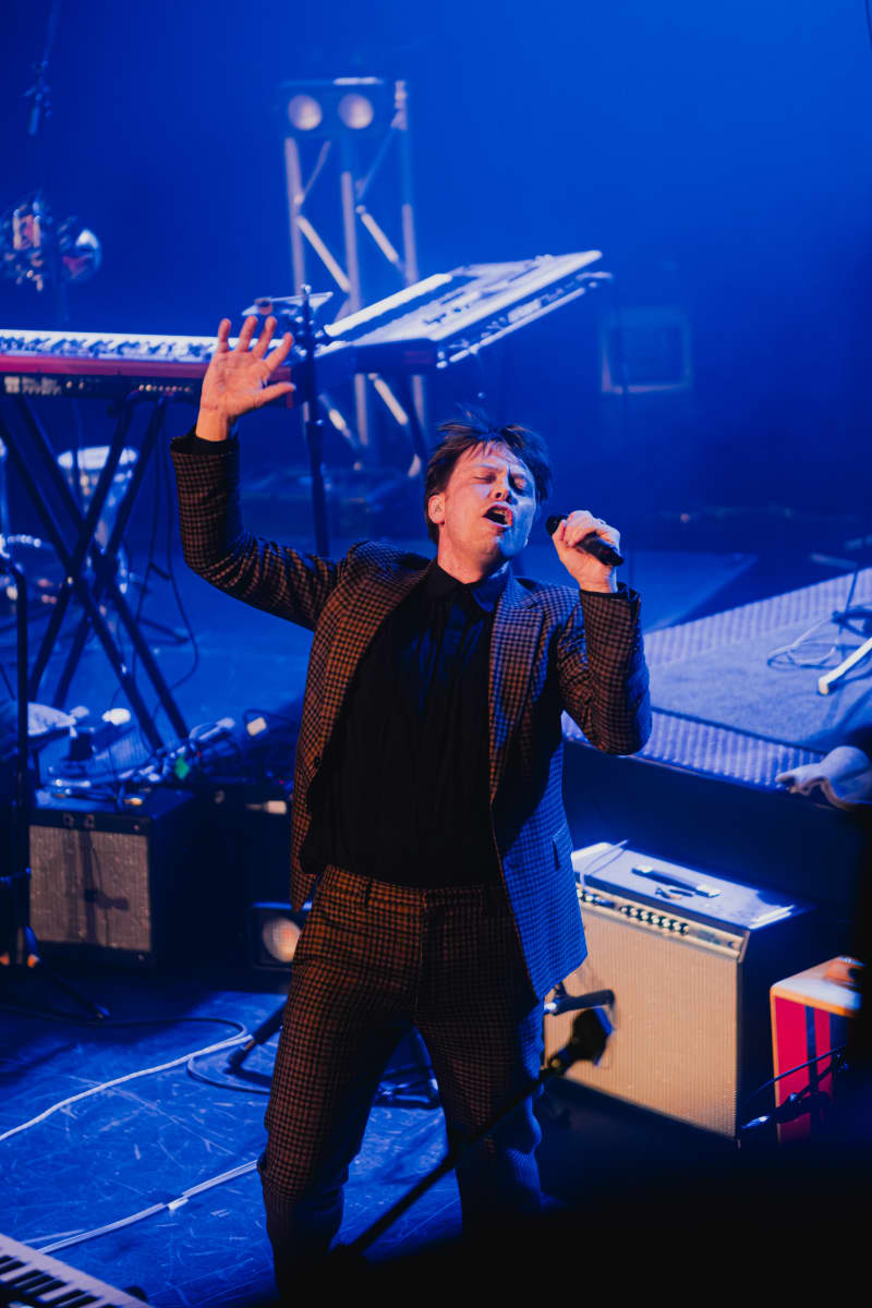 Anthonie Tonnon performing at the Wellington Opera House on 31 October 2025.