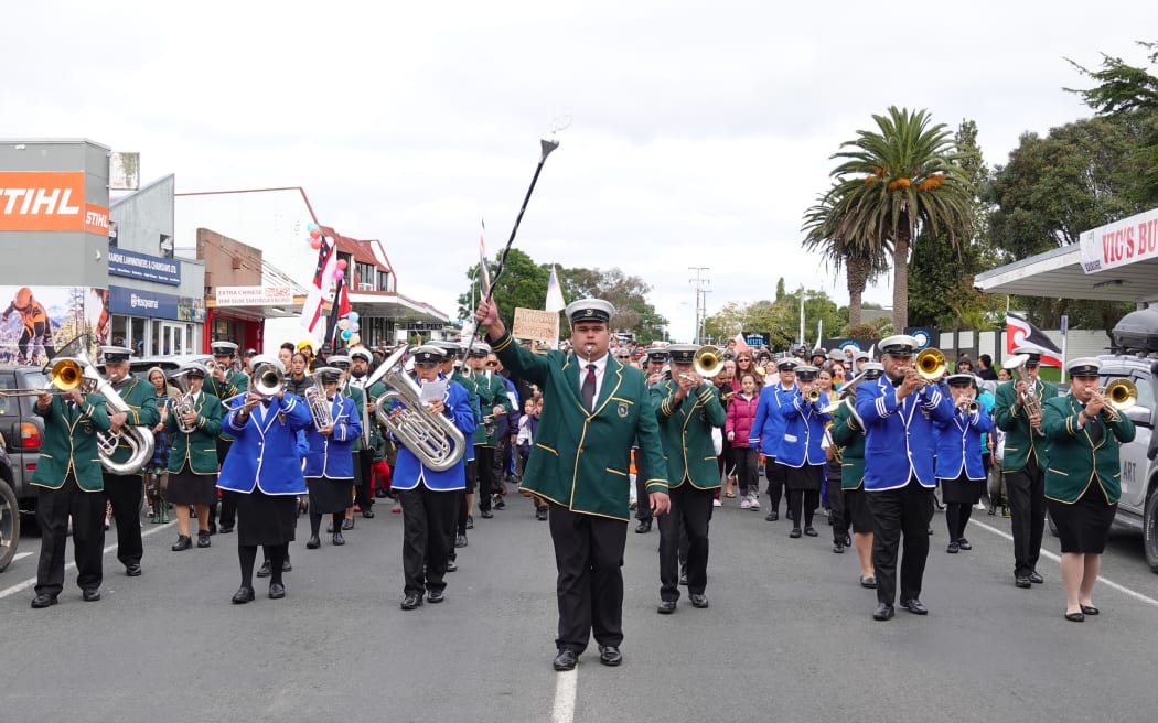Kaikohe’s Piriwiritua Rātana brass band led the hīkoi, giving it an almost festive atmosphere.