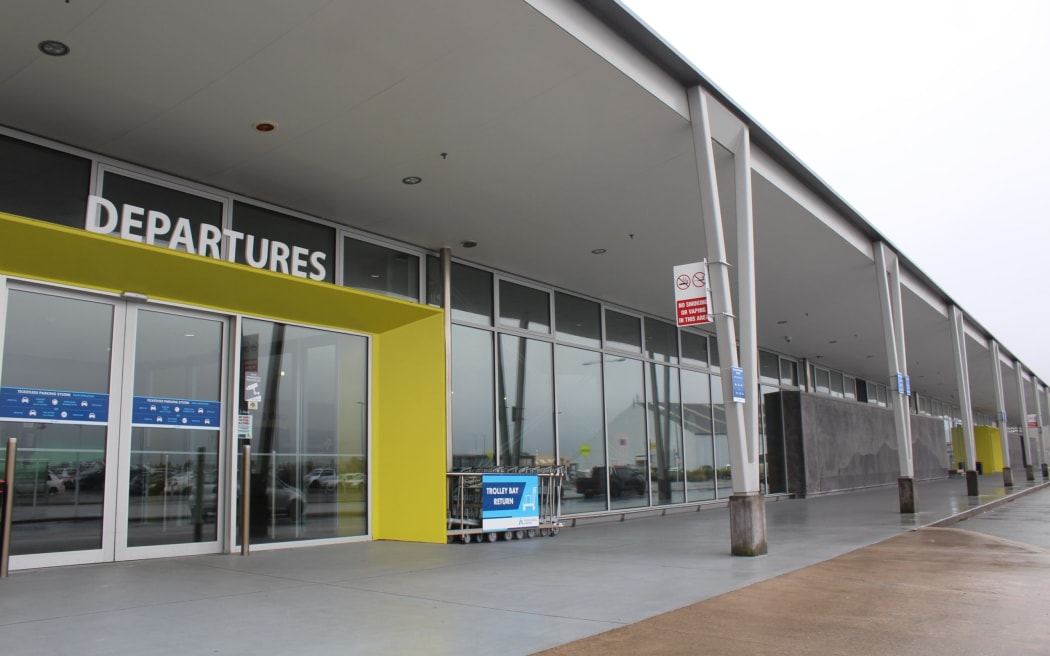 Invercargill Airport's terminal is set for a name change in honour of eight-term former mayor Sir Tim Shadbolt.