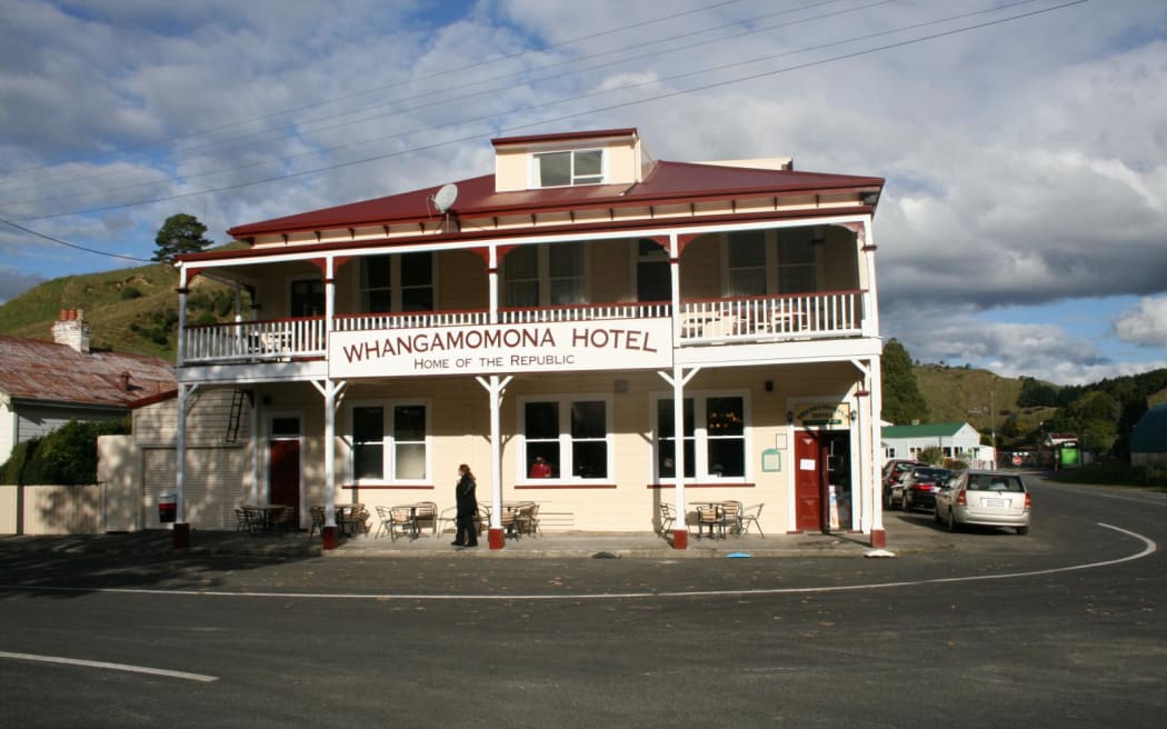 Whangamomona Hotel