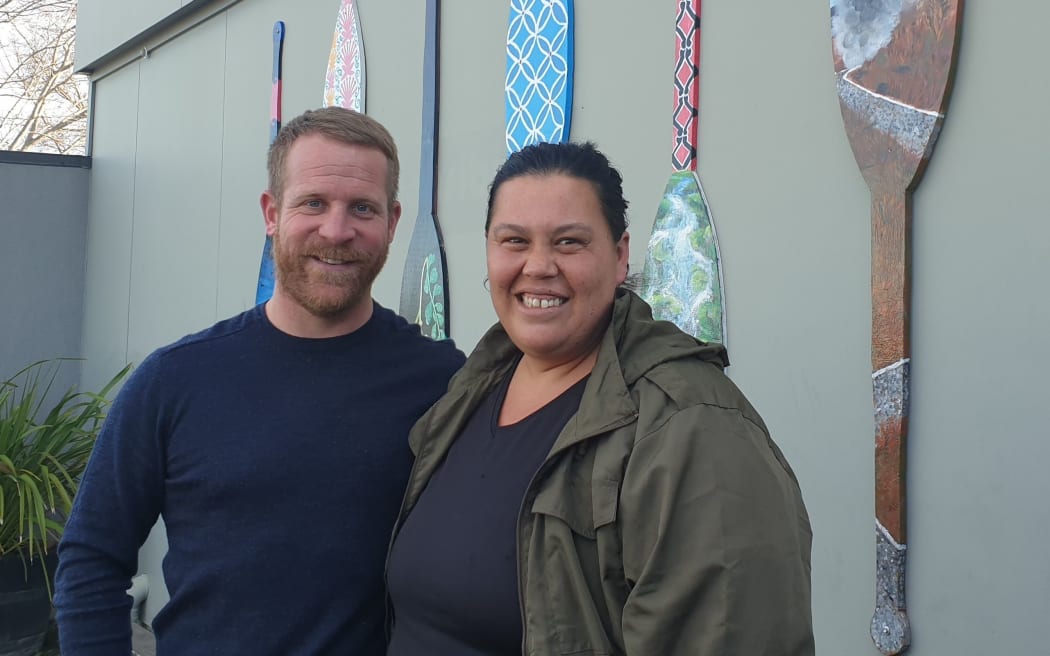 Izzard pilot co-ordinator of Te Tupu Managed Moves pilot programme

Cardi is Te Tupu teacher aide