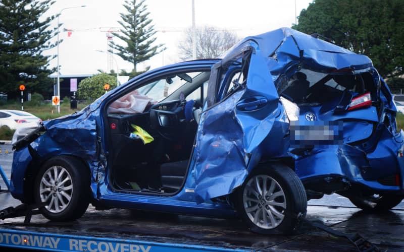 Traffic delayed after person killed in crash near Auckland Airport | RNZ