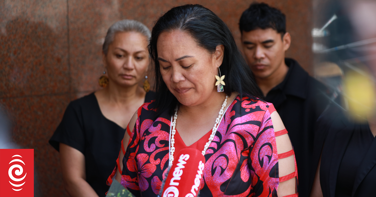 Witwe von Fa'anānā Efeso Collins fordert Untersuchung seines Todes: ...